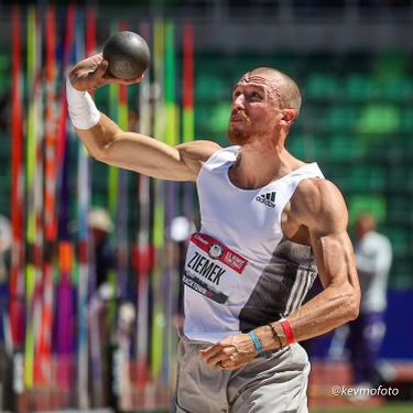 Zach Ziemek shot put